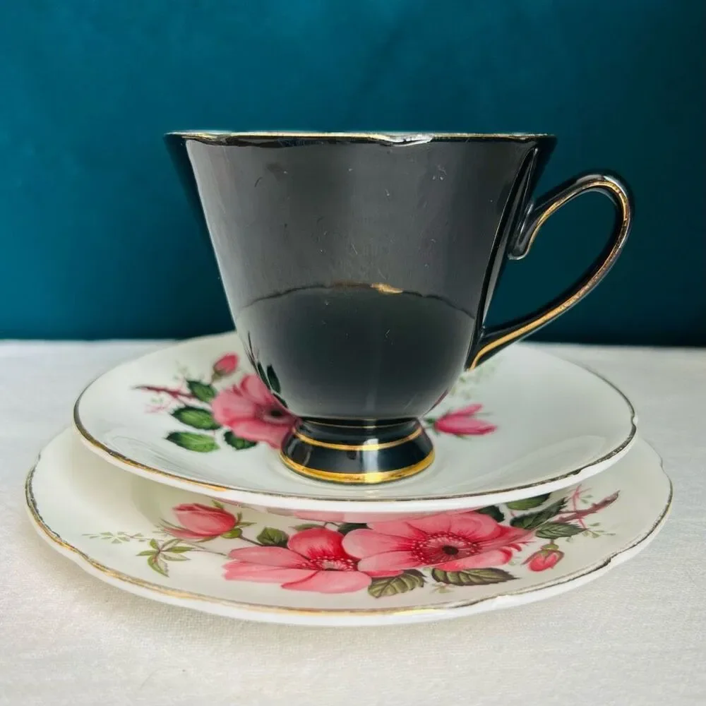 Vintage Old Royal England Pink Rose Porcelain Tea Cup Saucer Cake Plate Set